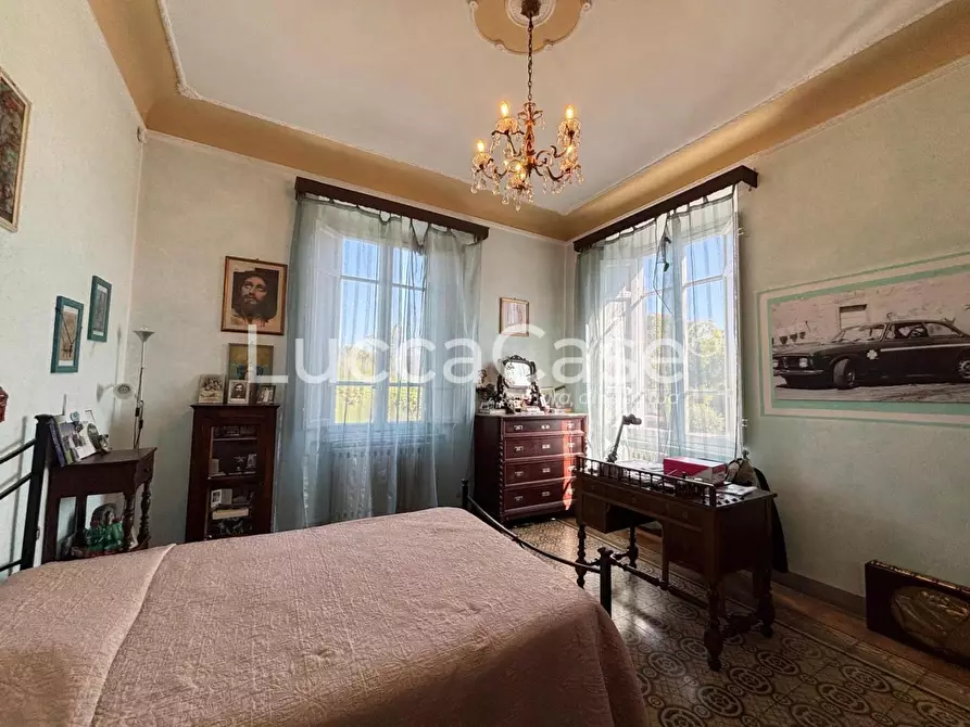 Immagine 52 di Casa indipendente in vendita  a Lucca