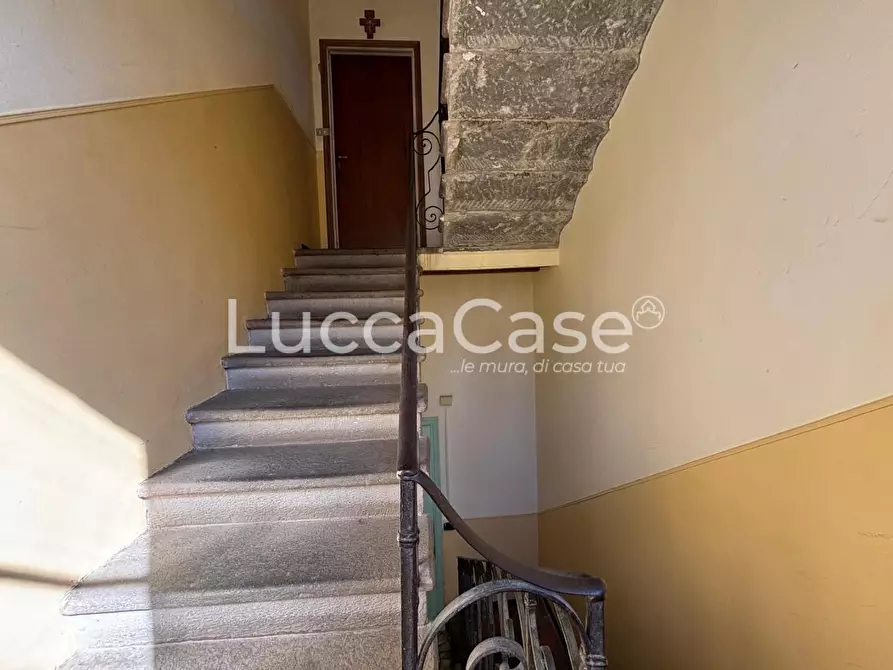 Immagine 80 di Casa indipendente in vendita  a Lucca