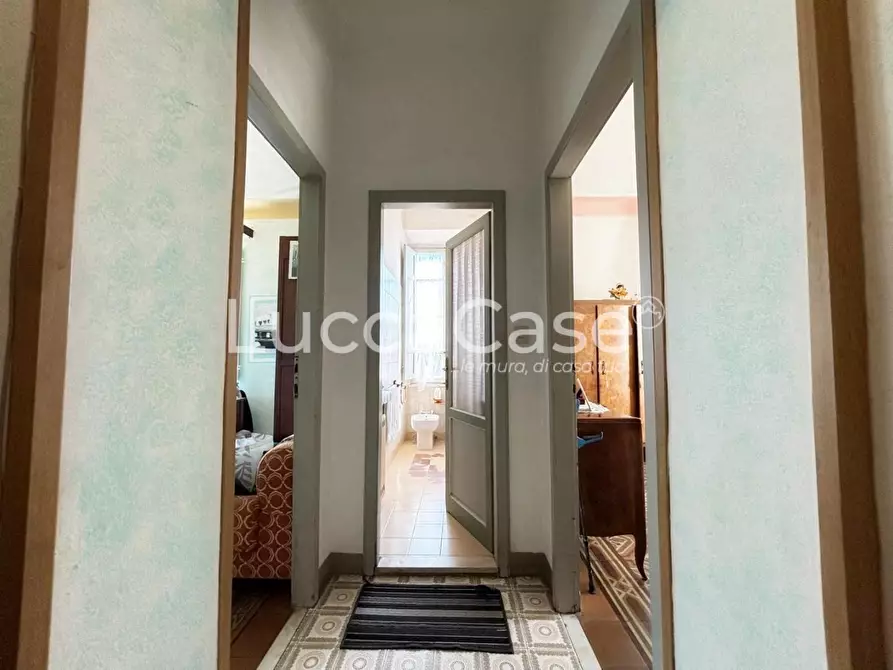 Immagine 45 di Casa indipendente in vendita  a Lucca