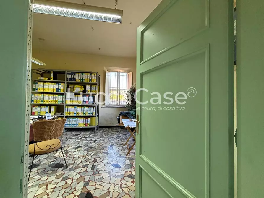 Immagine 82 di Casa indipendente in vendita  a Lucca