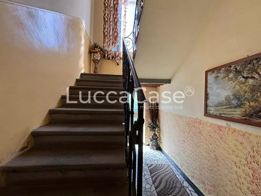 Immagine 66 di Casa indipendente in vendita  a Lucca