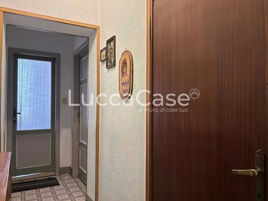 Immagine 57 di Casa indipendente in vendita  a Lucca