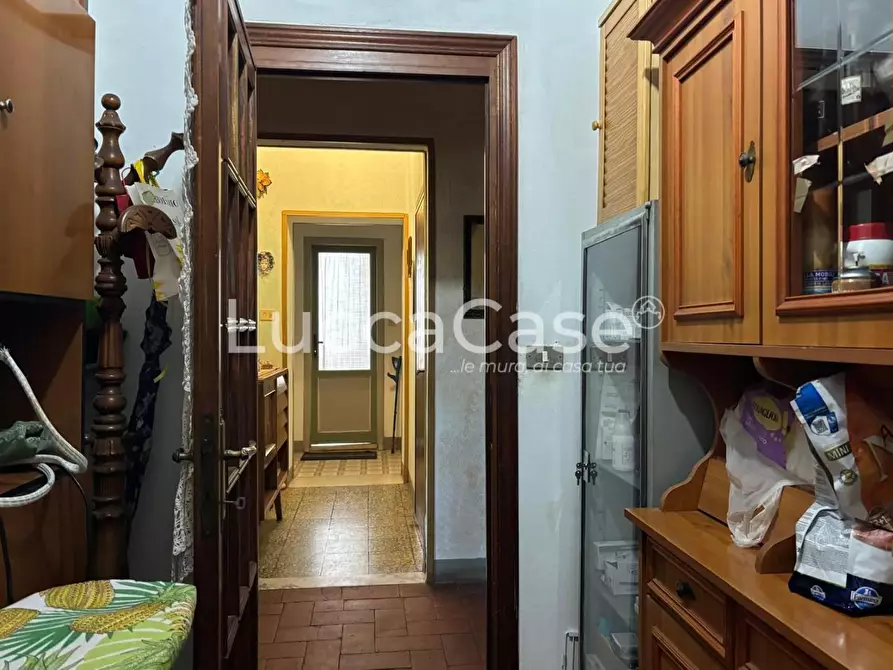 Immagine 58 di Casa indipendente in vendita  a Lucca