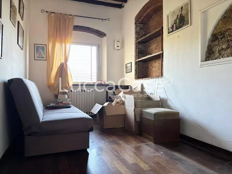 Immagine 38 di Casa indipendente in vendita  a Lucca