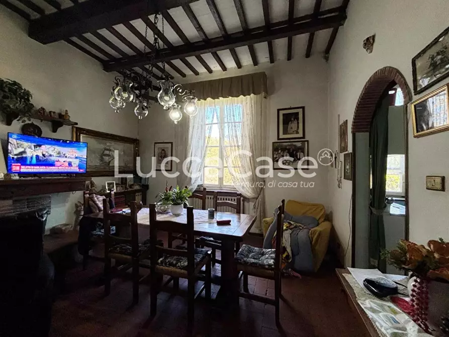 Immagine 59 di Casa indipendente in vendita  a Lucca