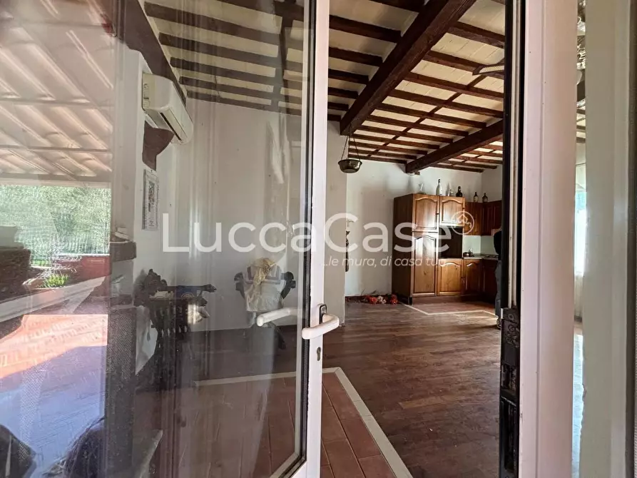 Immagine 35 di Casa indipendente in vendita  a Lucca