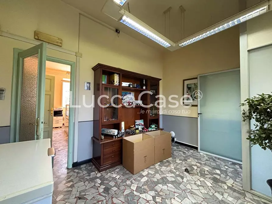 Immagine 68 di Casa indipendente in vendita  a Lucca