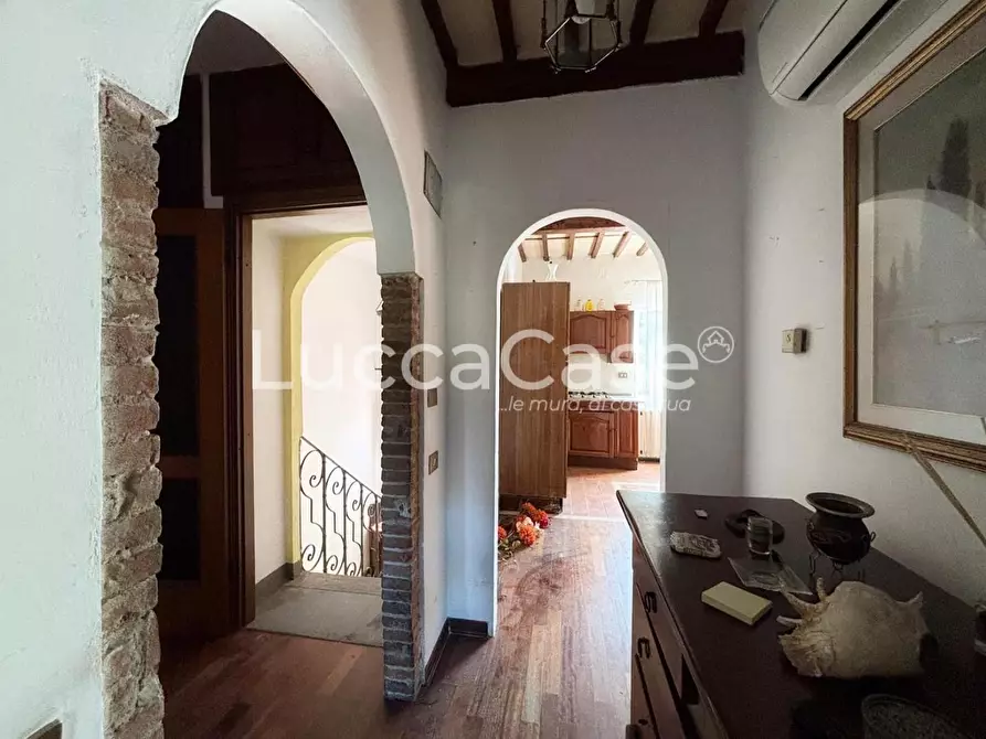 Immagine 20 di Casa indipendente in vendita  a Lucca