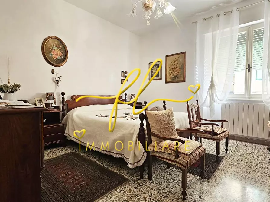 Immagine 10 di Appartamento in vendita  a Cecina