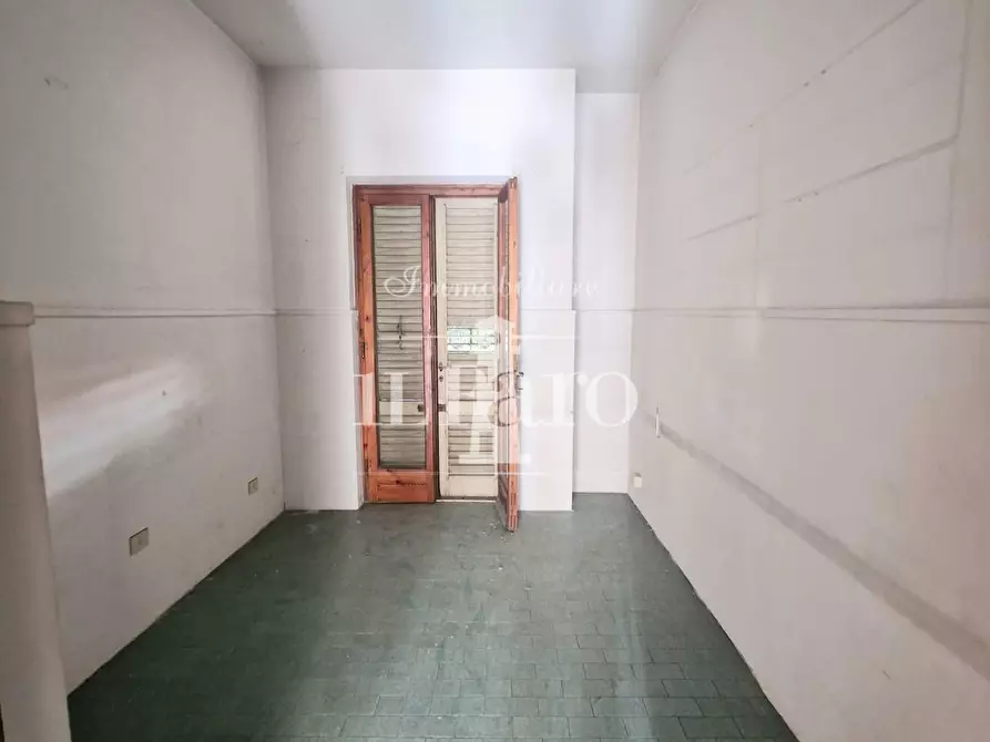 Immagine 43 di Casa indipendente in vendita  a Campi Bisenzio