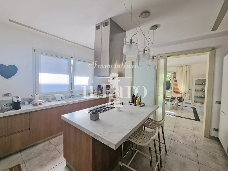 Immagine 17 di Casa indipendente in vendita  a Campi Bisenzio