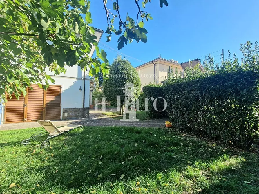 Immagine 80 di Casa indipendente in vendita  a Campi Bisenzio