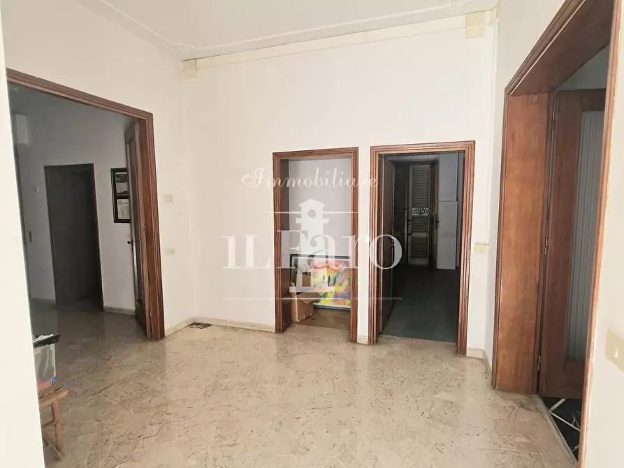 Immagine 41 di Casa indipendente in vendita  a Campi Bisenzio