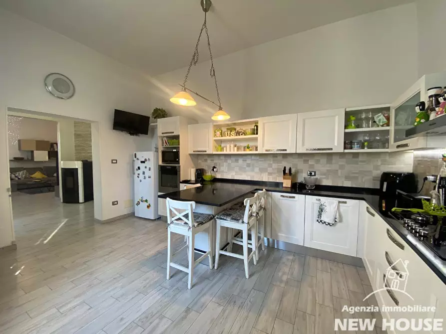 Immagine 53 di Appartamento in vendita  a Vicopisano