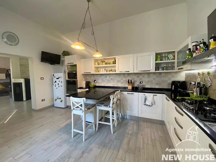 Immagine 56 di Appartamento in vendita  a Vicopisano