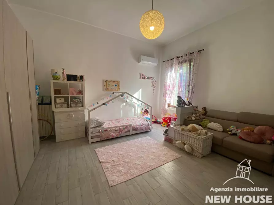 Immagine 78 di Appartamento in vendita  a Vicopisano