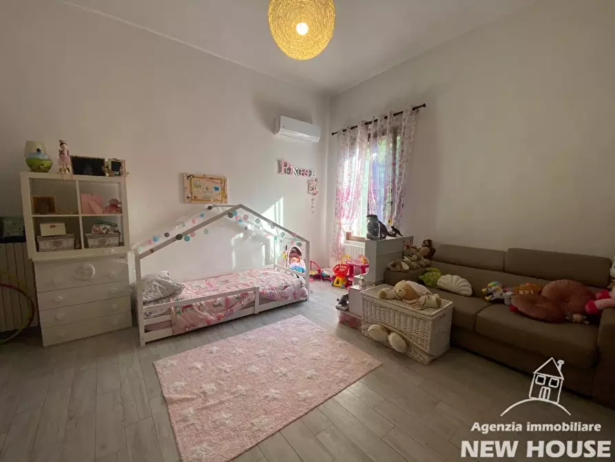 Immagine 81 di Appartamento in vendita  a Vicopisano