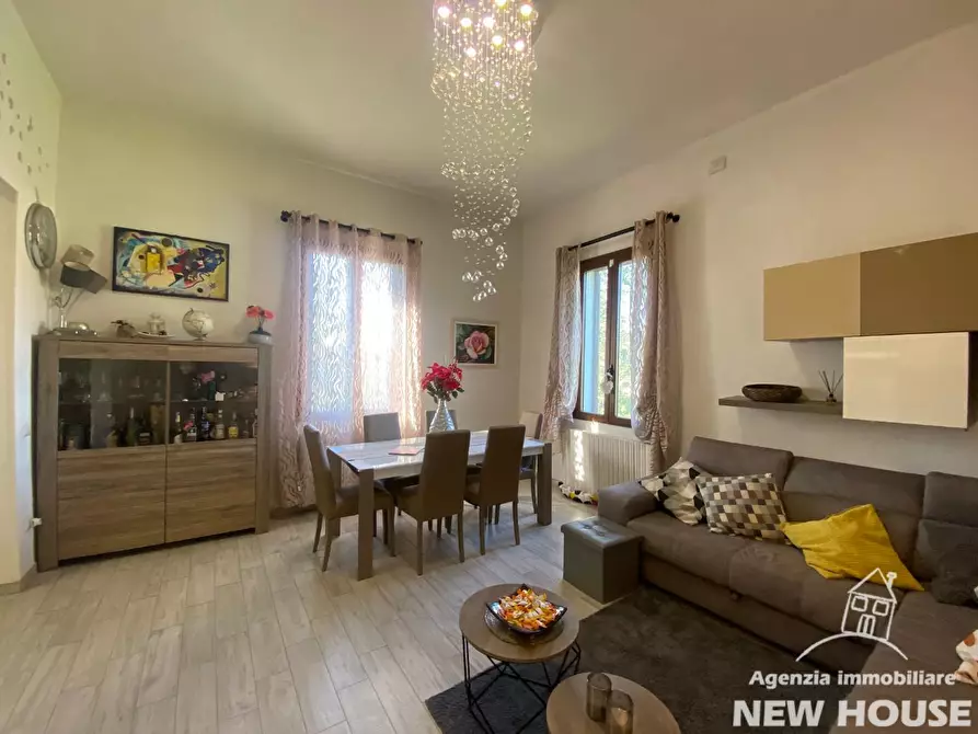 Immagine 30 di Appartamento in vendita  a Vicopisano