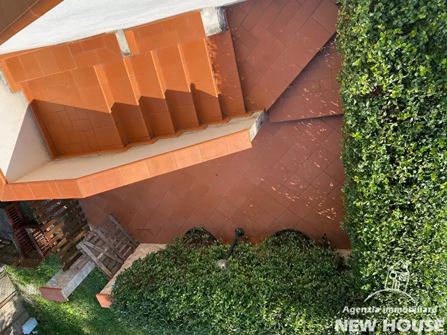 Immagine 42 di Appartamento in vendita  a Vicopisano