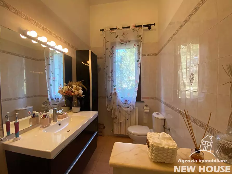 Immagine 77 di Appartamento in vendita  a Vicopisano