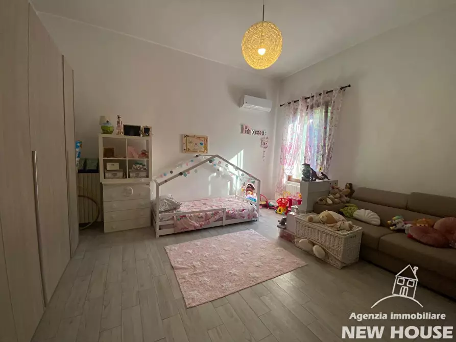 Immagine 79 di Appartamento in vendita  a Vicopisano