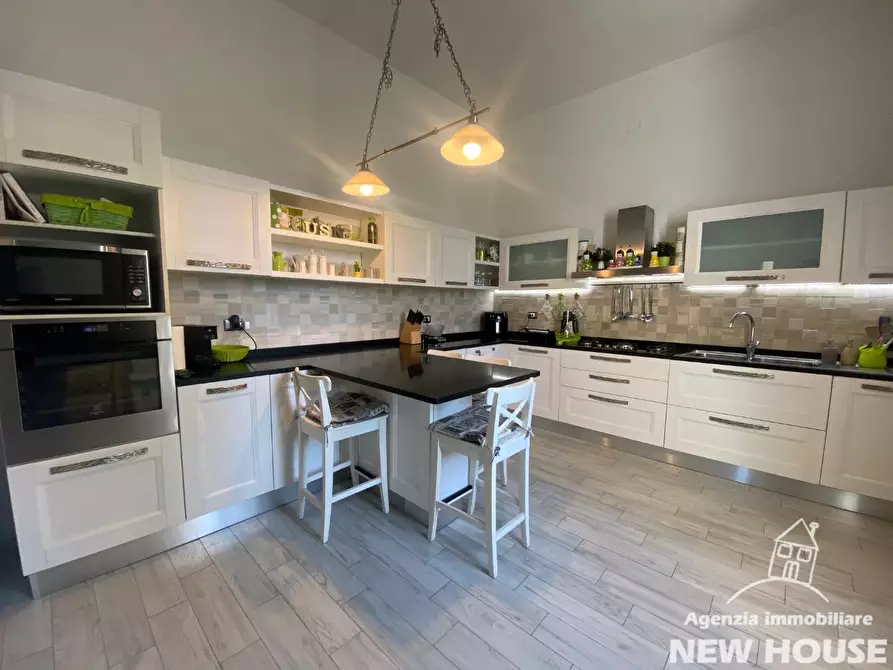 Immagine 48 di Appartamento in vendita  a Vicopisano