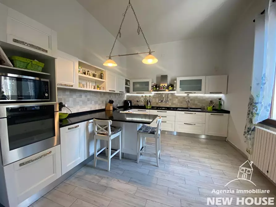 Immagine 44 di Appartamento in vendita  a Vicopisano