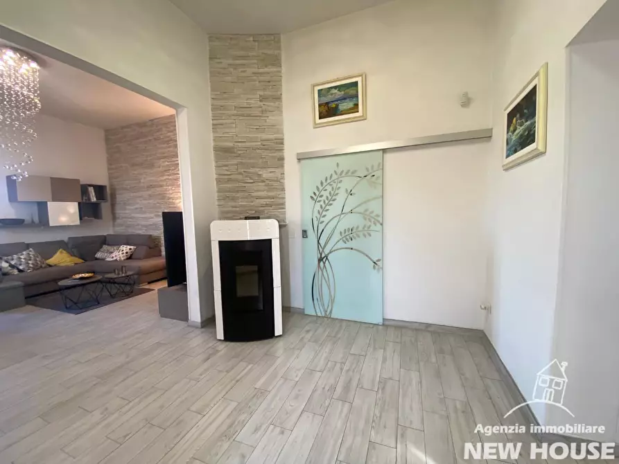 Immagine 40 di Appartamento in vendita  a Vicopisano