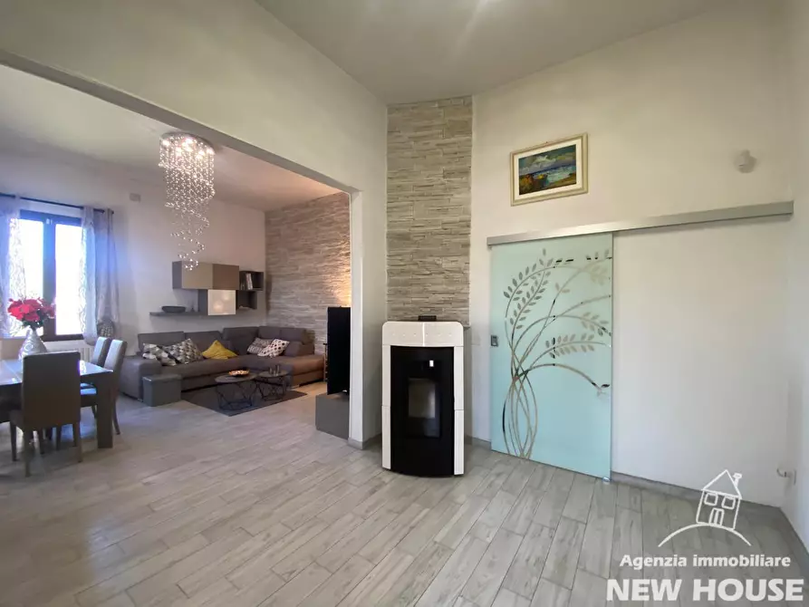 Immagine 36 di Appartamento in vendita  a Vicopisano