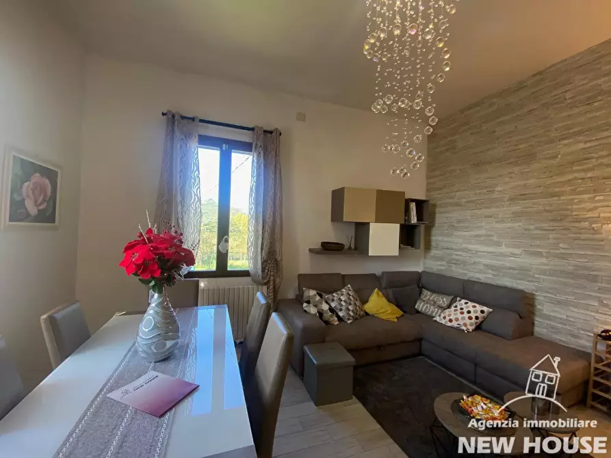 Immagine 19 di Appartamento in vendita  a Vicopisano