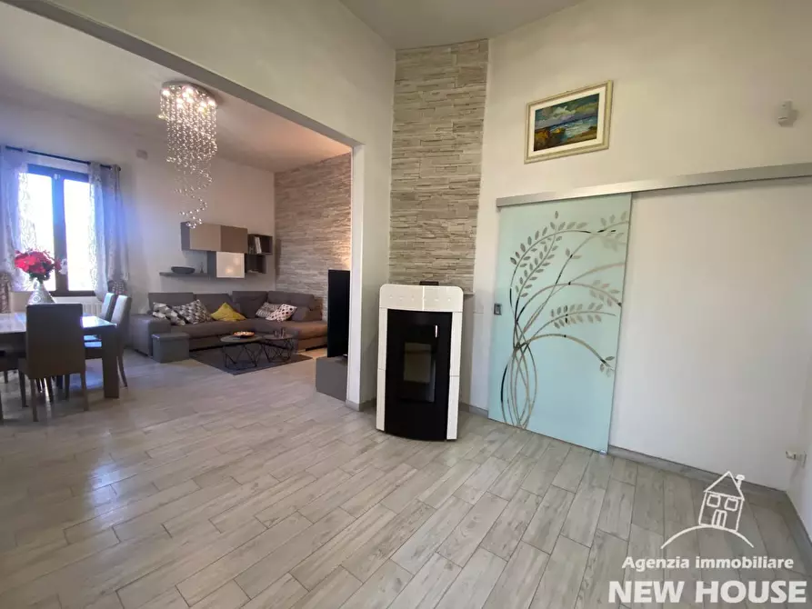 Immagine 37 di Appartamento in vendita  a Vicopisano