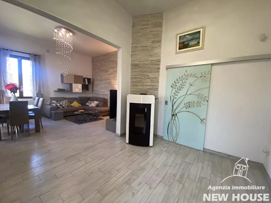 Immagine 38 di Appartamento in vendita  a Vicopisano