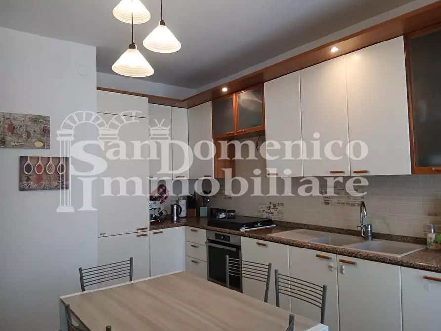 Immagine 8 di Appartamento in vendita  a Cascina