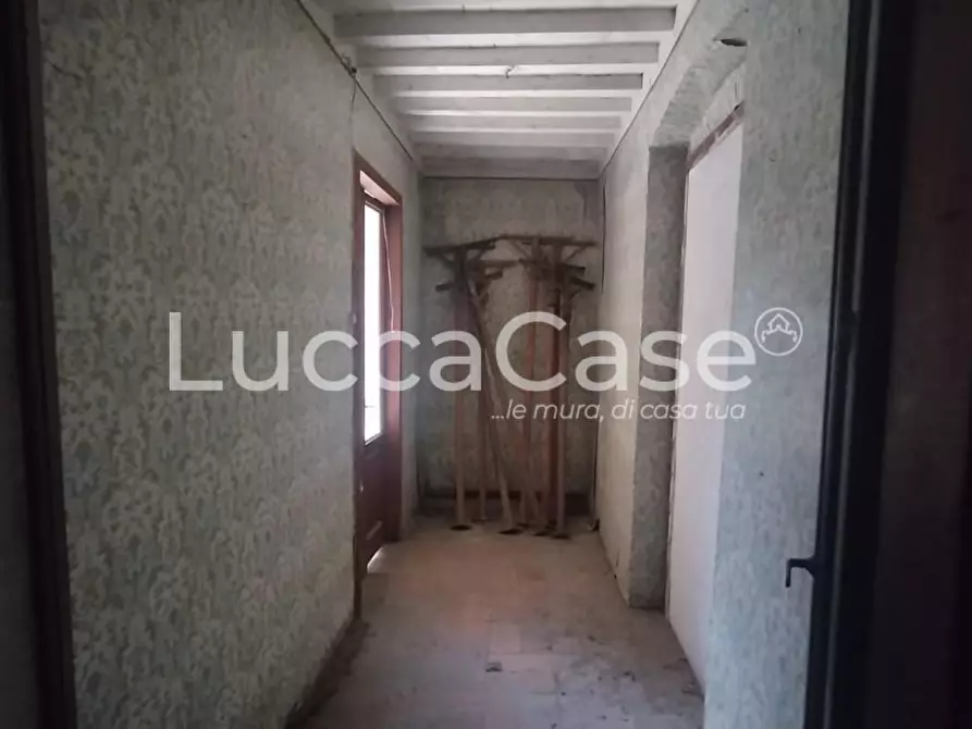 Immagine 6 di Loft/Open space in vendita  a Lucca