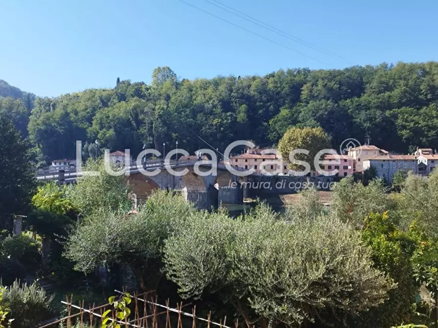 Immagine 14 di Loft/Open space in vendita  a Lucca