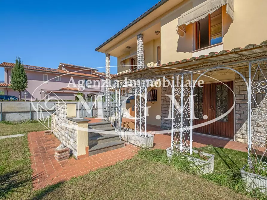 Immagine 8 di Casa indipendente in vendita  a Bientina