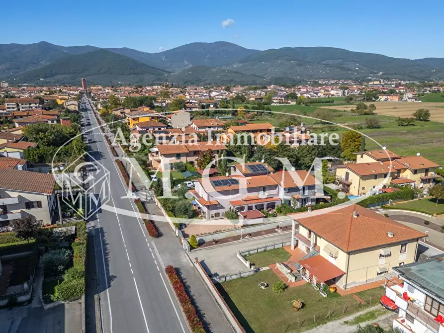 Immagine 47 di Casa indipendente in vendita  a Bientina