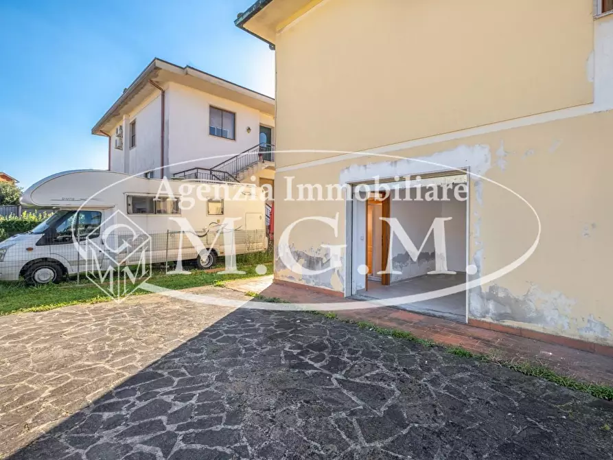 Immagine 30 di Casa indipendente in vendita  a Bientina