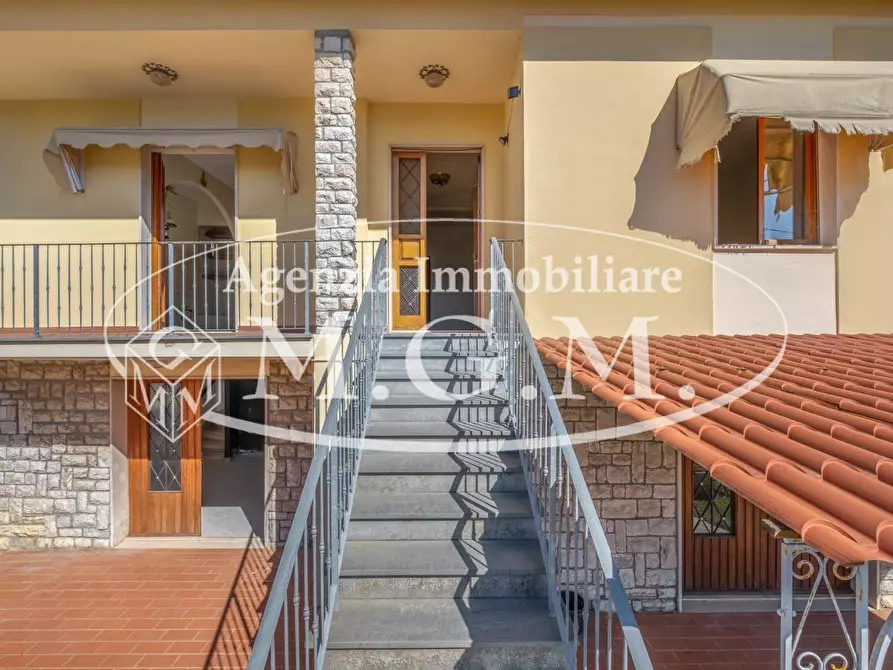 Immagine 11 di Casa indipendente in vendita  a Bientina