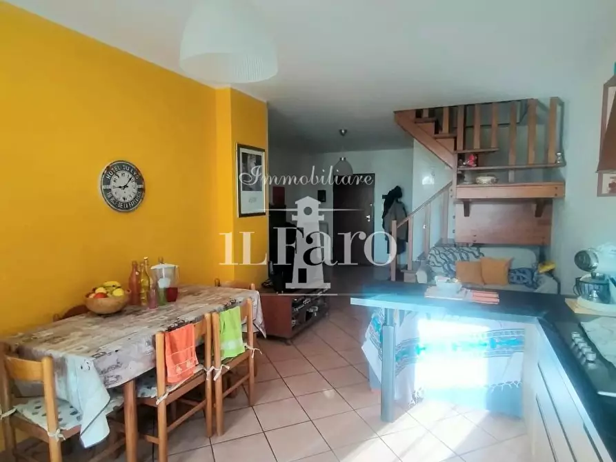 Immagine 4 di Appartamento in vendita  a Campi Bisenzio