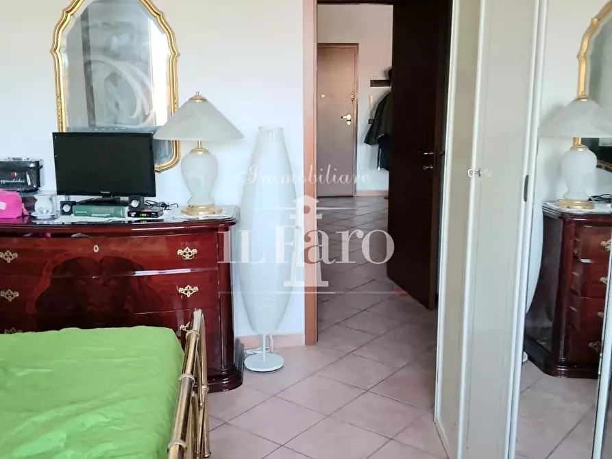 Immagine 5 di Appartamento in vendita  a Campi Bisenzio