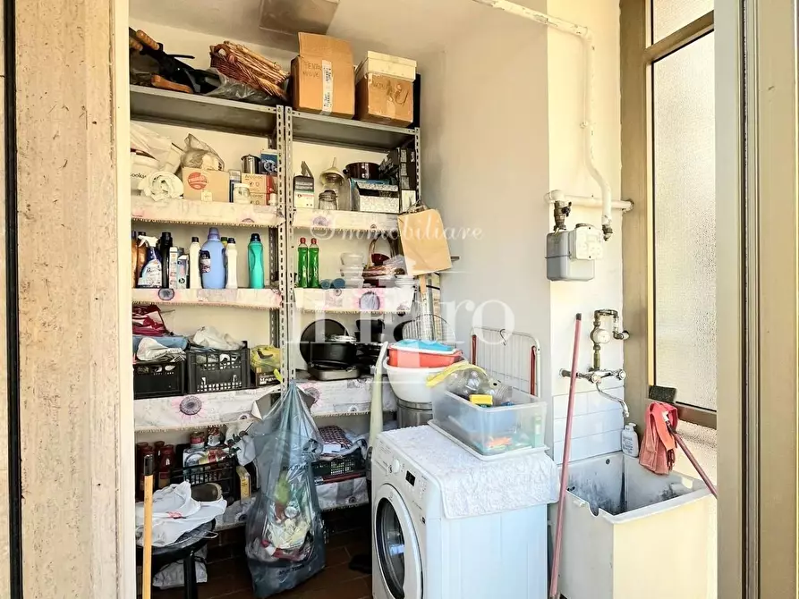 Immagine 9 di Appartamento in vendita  a Campi Bisenzio