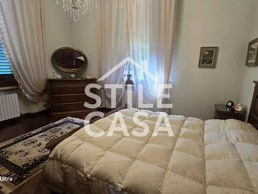 Immagine 10 di Villa in vendita  a Altopascio