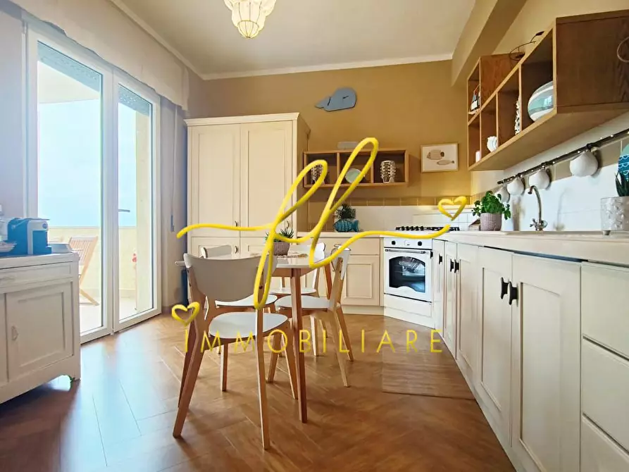 Immagine 17 di Appartamento in vendita  a Rosignano Marittimo