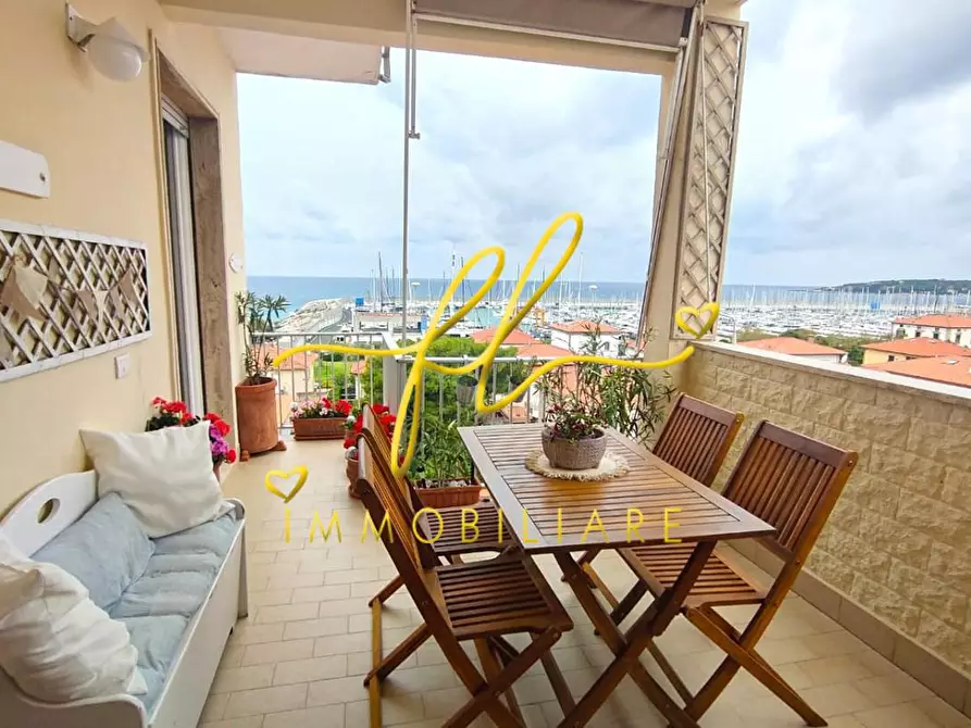 Immagine 6 di Appartamento in vendita  a Rosignano Marittimo