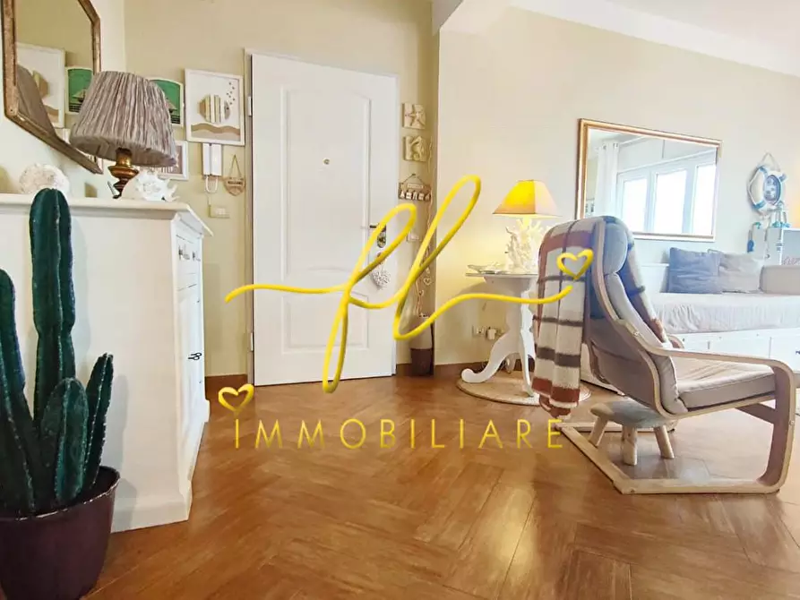 Immagine 2 di Appartamento in vendita  a Rosignano Marittimo