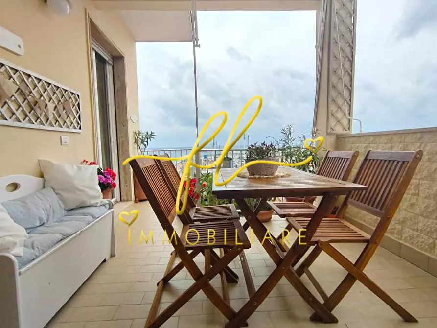 Immagine 42 di Appartamento in vendita  a Rosignano Marittimo