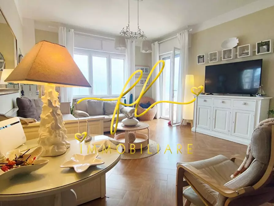 Immagine 7 di Appartamento in vendita  a Rosignano Marittimo