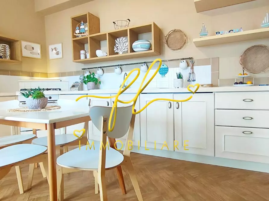 Immagine 21 di Appartamento in vendita  a Rosignano Marittimo