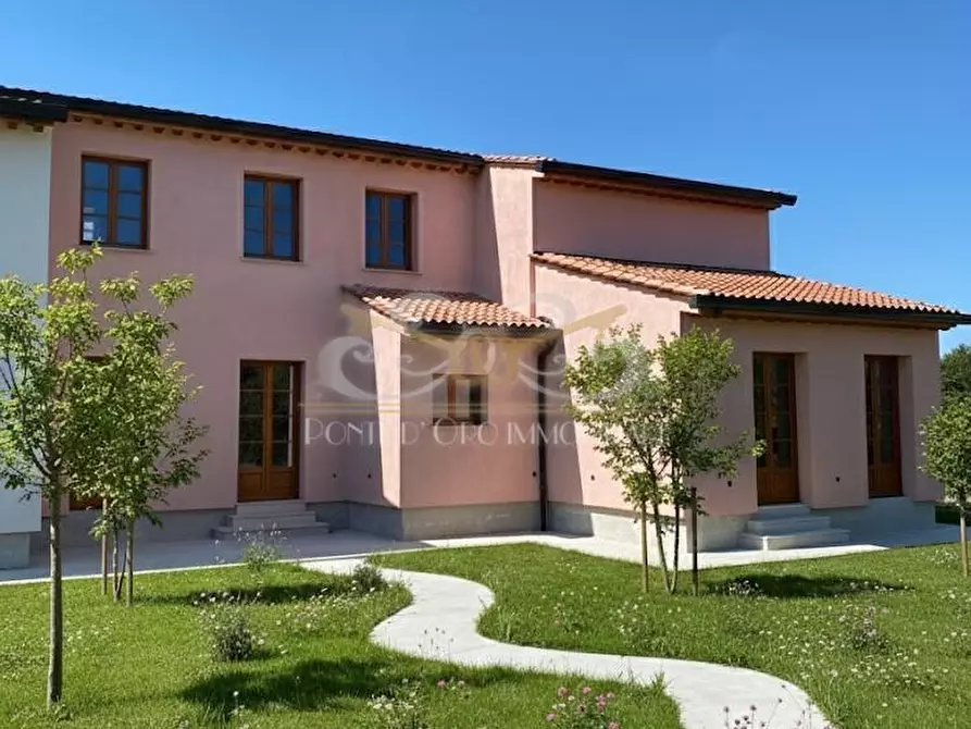 Immagine 6 di Porzione di casa in vendita  a Vecchiano